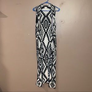 Knee Length Sleeveless Sweater